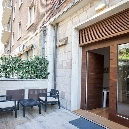 Gallery House Konukevi 4*